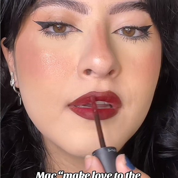 โผ๏ธ LAST ONE ๐ MAKE LOVE TO THE CAMERA a POWDER KISS LIQUID LIPCOLOUR. ** NIB. - Picture 9 of 11